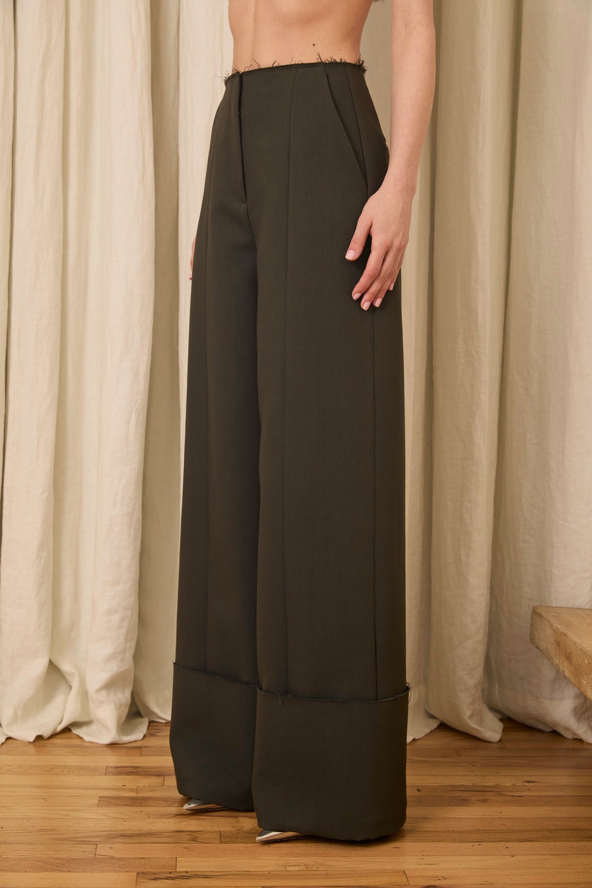 Freya Wide Leg Pant in Wool/Cotton Suiting