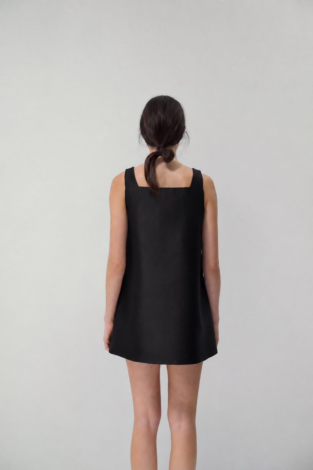 Beau Dress in Black Silk/Wool
