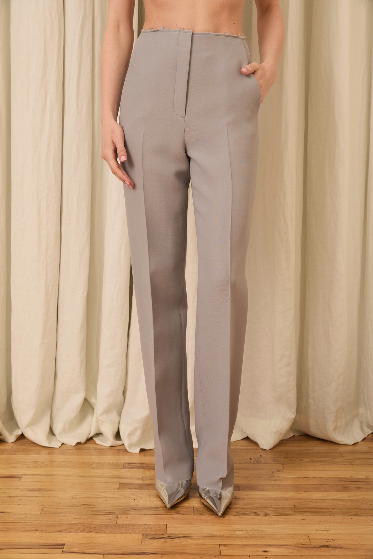 Ophelia Slim Leg Pant in Silk/Wool